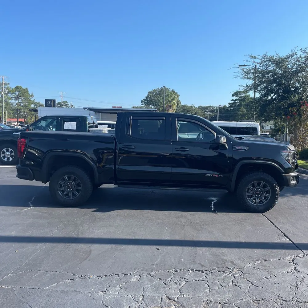 2024 GMC Sierra 1500 AT4X