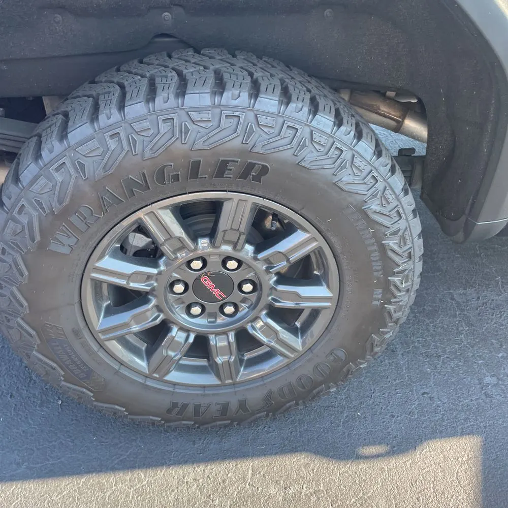 2024 GMC Sierra 1500 AT4X