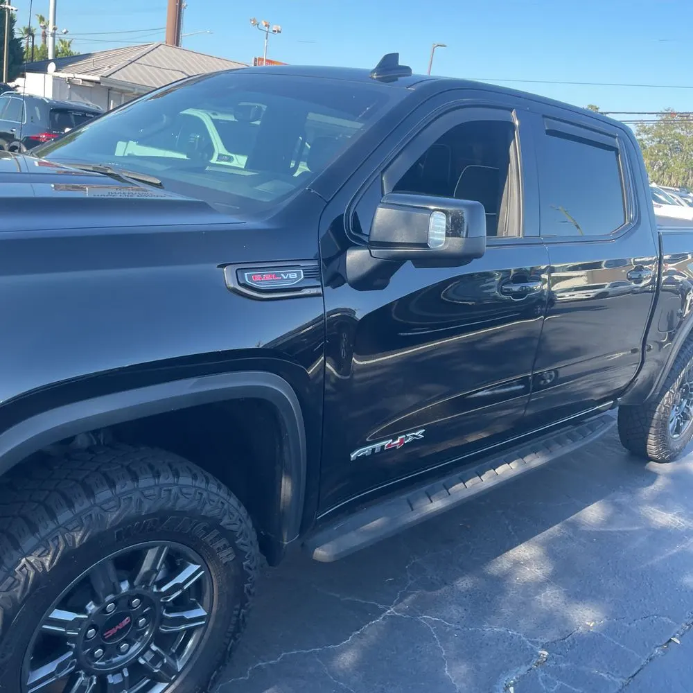 2024 GMC Sierra 1500 AT4X