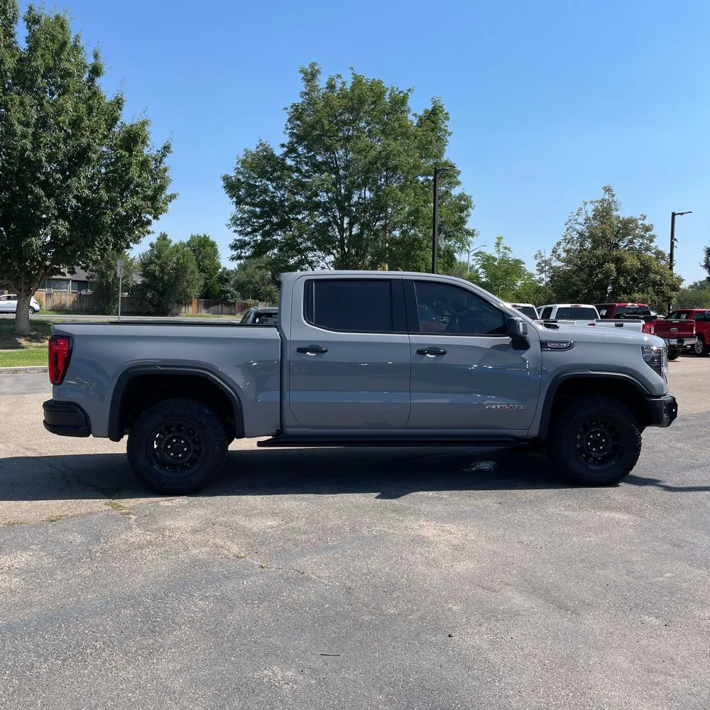 2024 GMC Sierra 1500 AT4X