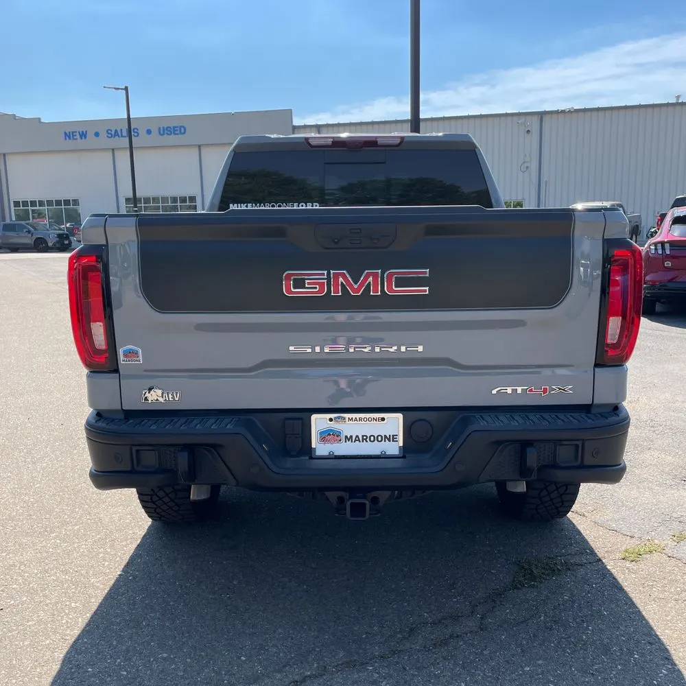 2024 GMC Sierra 1500 AT4X