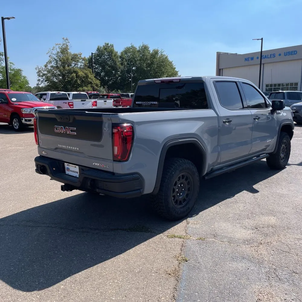 2024 GMC Sierra 1500 AT4X