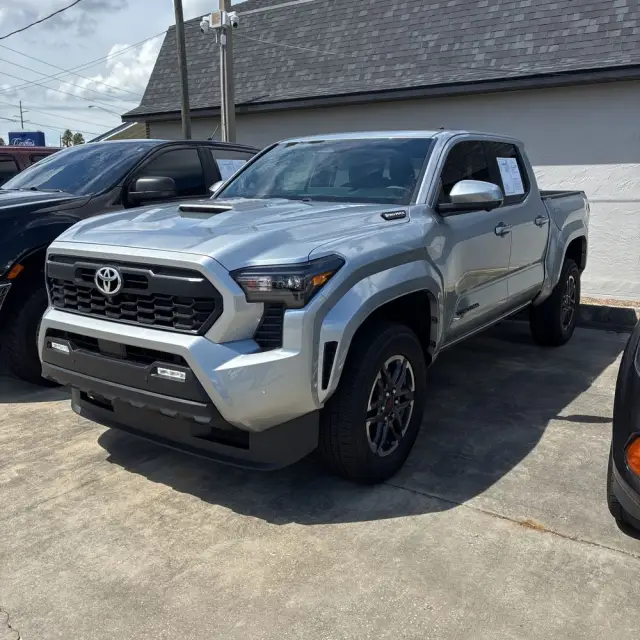 2025 Toyota Tacoma TRD Sport HV