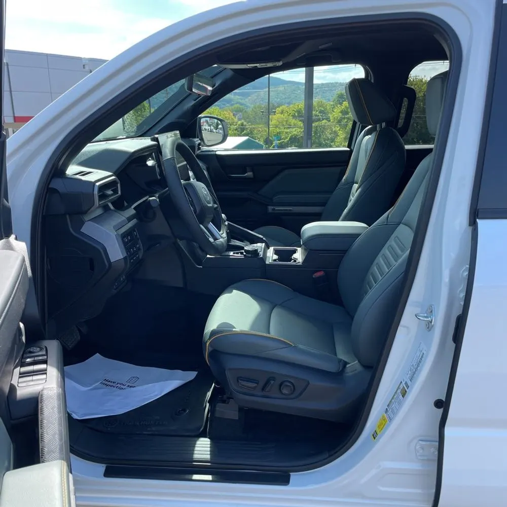 2025 Toyota Tacoma Trailhunter HV