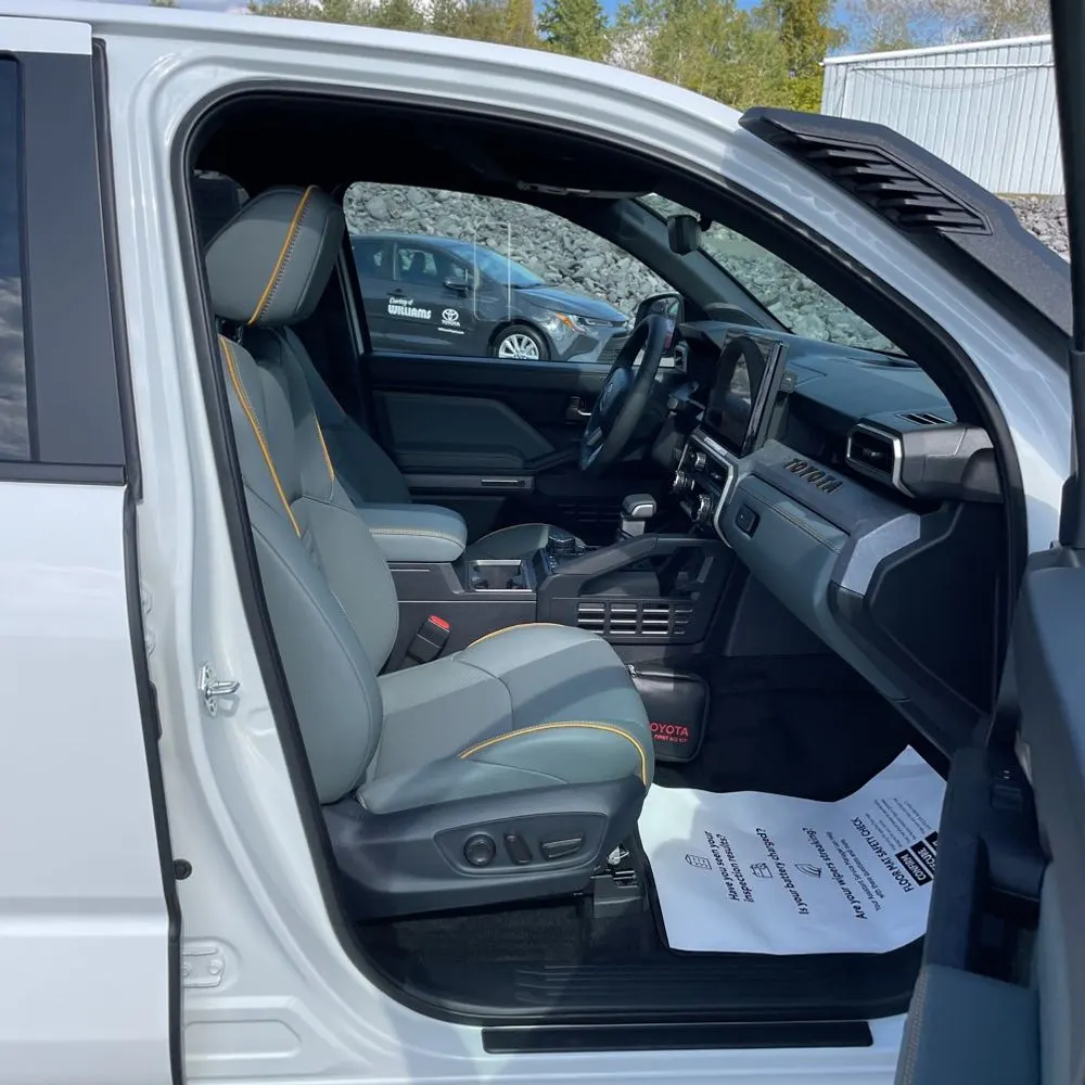 2025 Toyota Tacoma Trailhunter HV