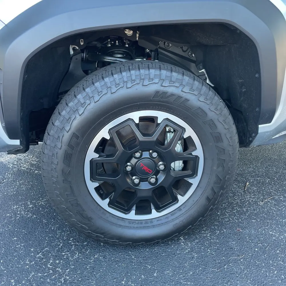 2024 Toyota Tacoma TRD Off-Road HV