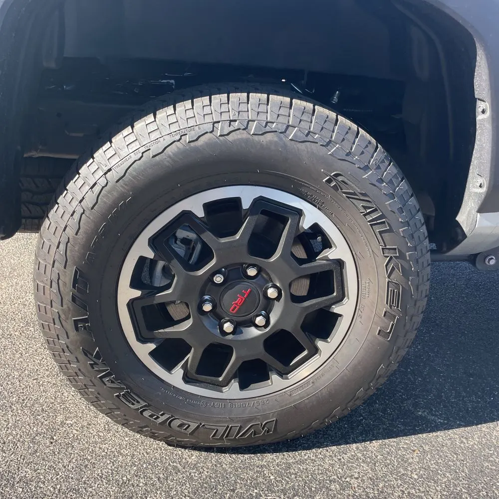 2024 Toyota Tacoma TRD Off-Road HV