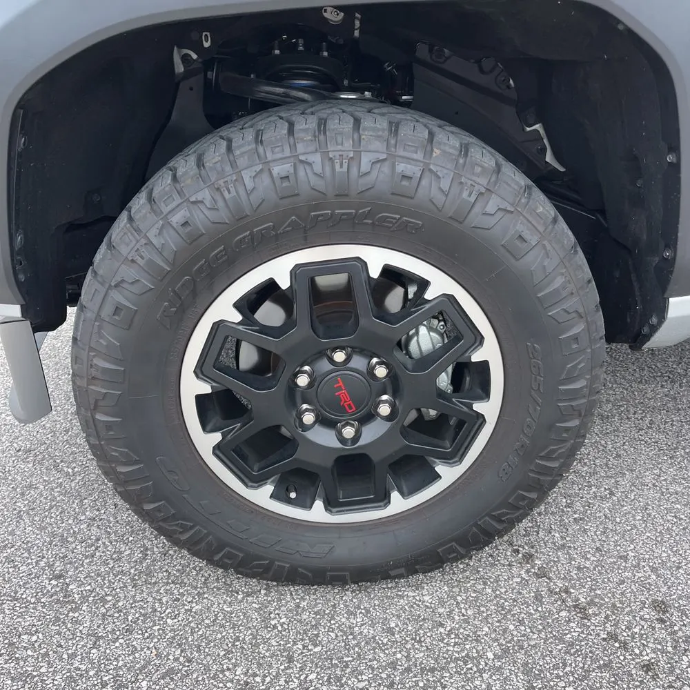 2025 Toyota Tacoma TRD Off-Road HV
