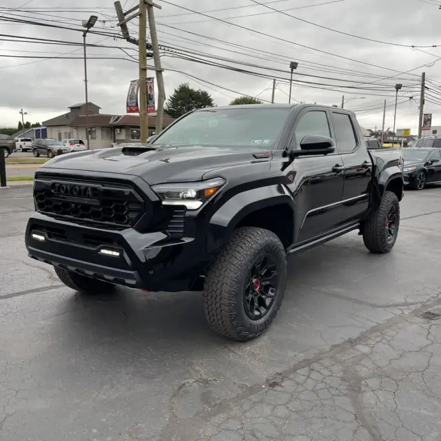 2025 Toyota Tacoma TRD Pro HV