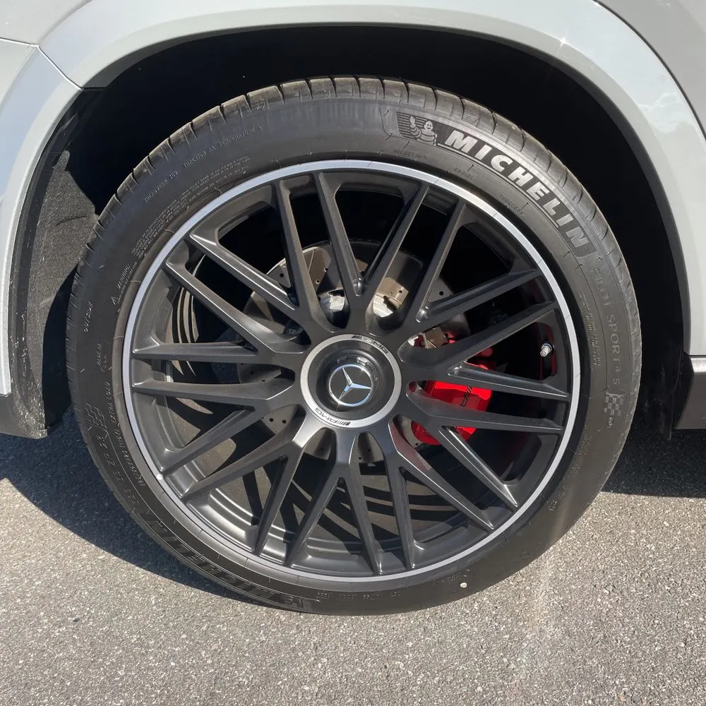 2025 Mercedes-Benz GLS AMG GLS 63
