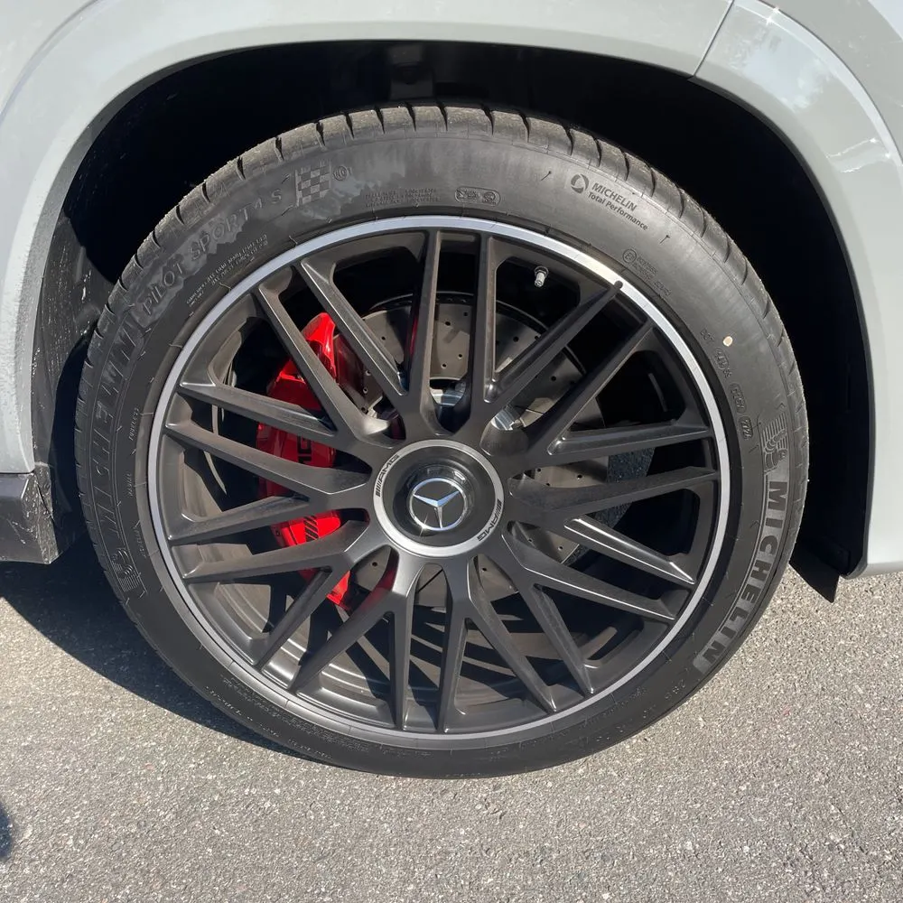 2025 Mercedes-Benz GLS AMG GLS 63