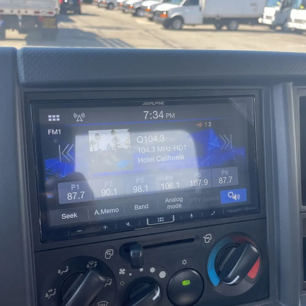 2022 Chevrolet Refrigerator box truck 4500