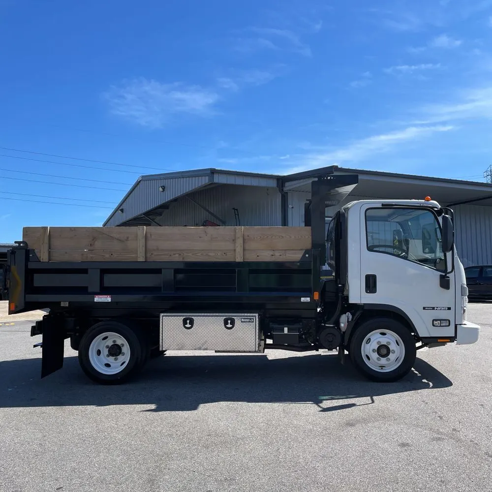2025 Isuzu NRR NRR