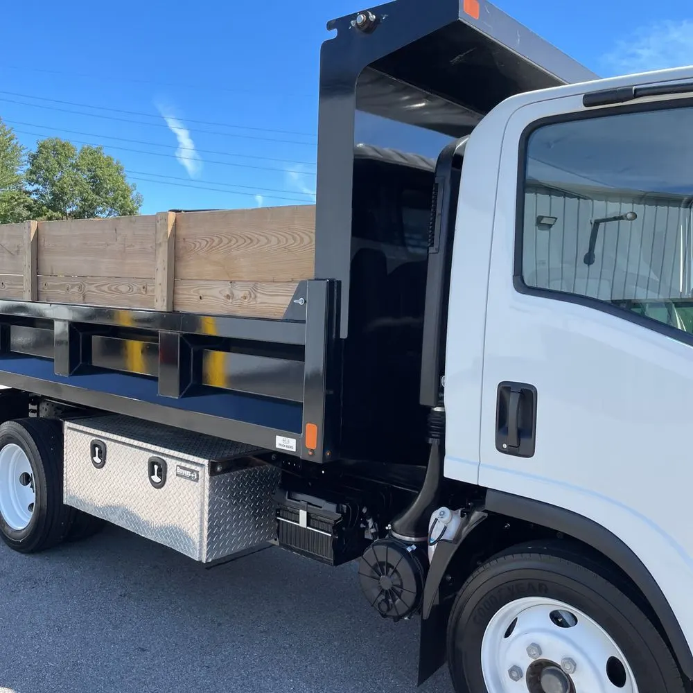 2025 Isuzu NRR NRR