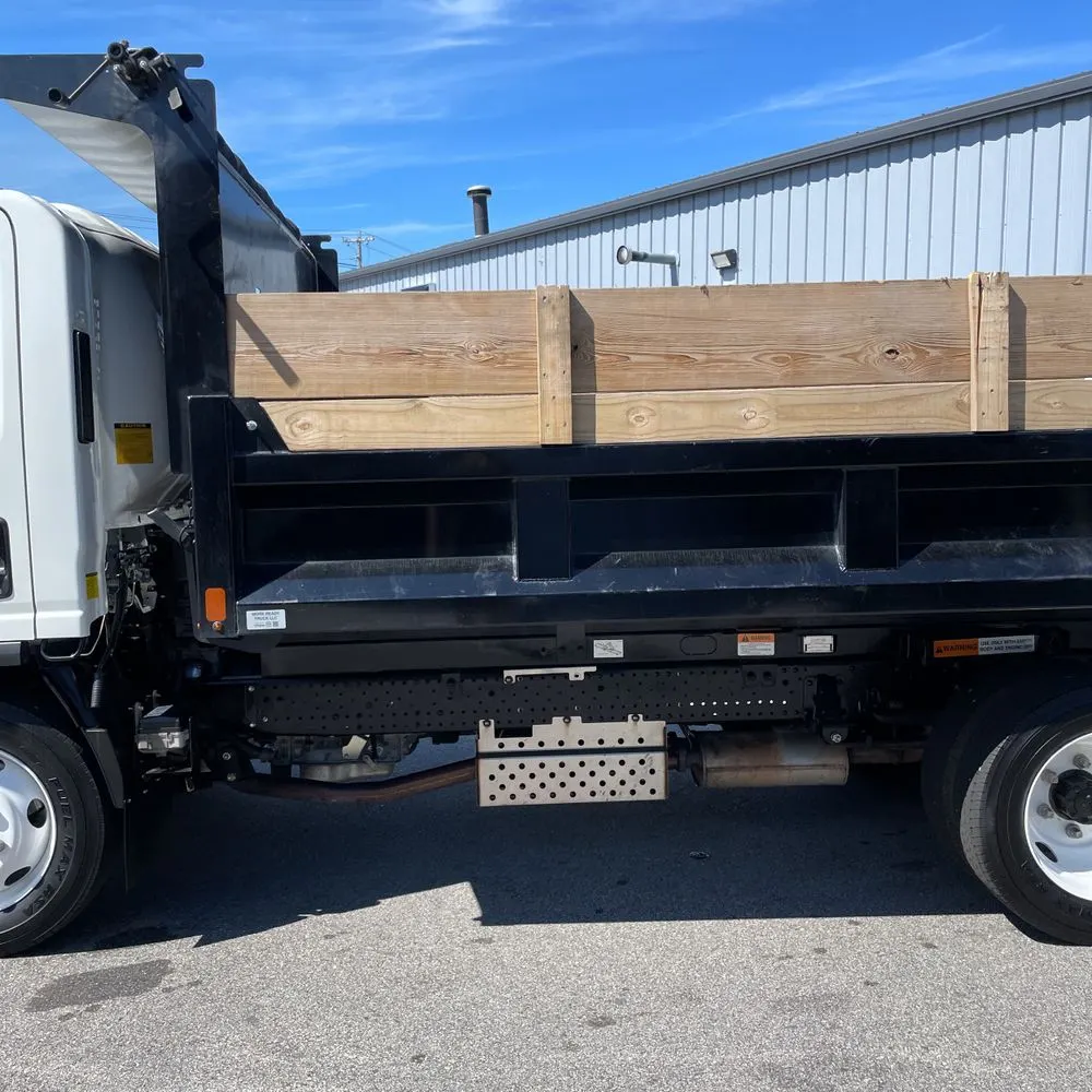2025 Isuzu NRR NRR