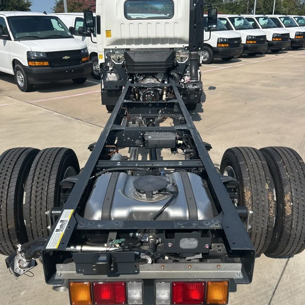2025 Chevrolet 5500 XG Gas