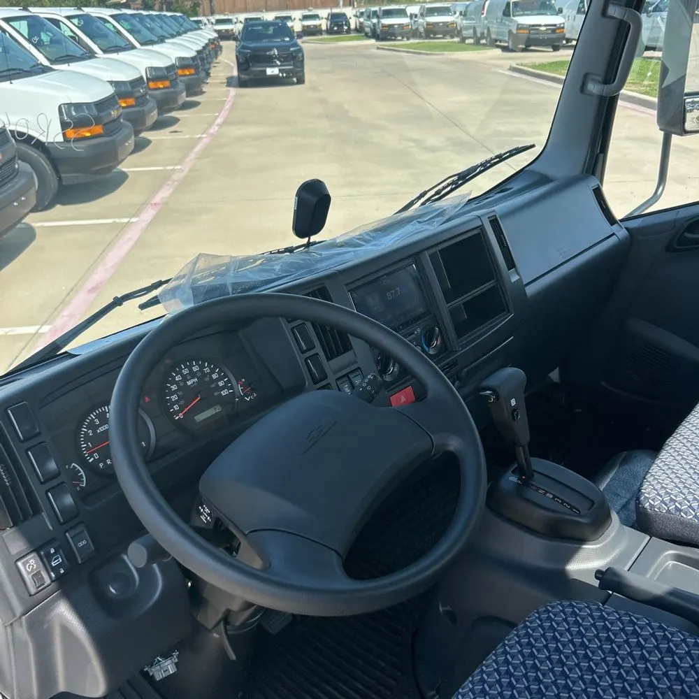 2025 Chevrolet 5500 XG Gas