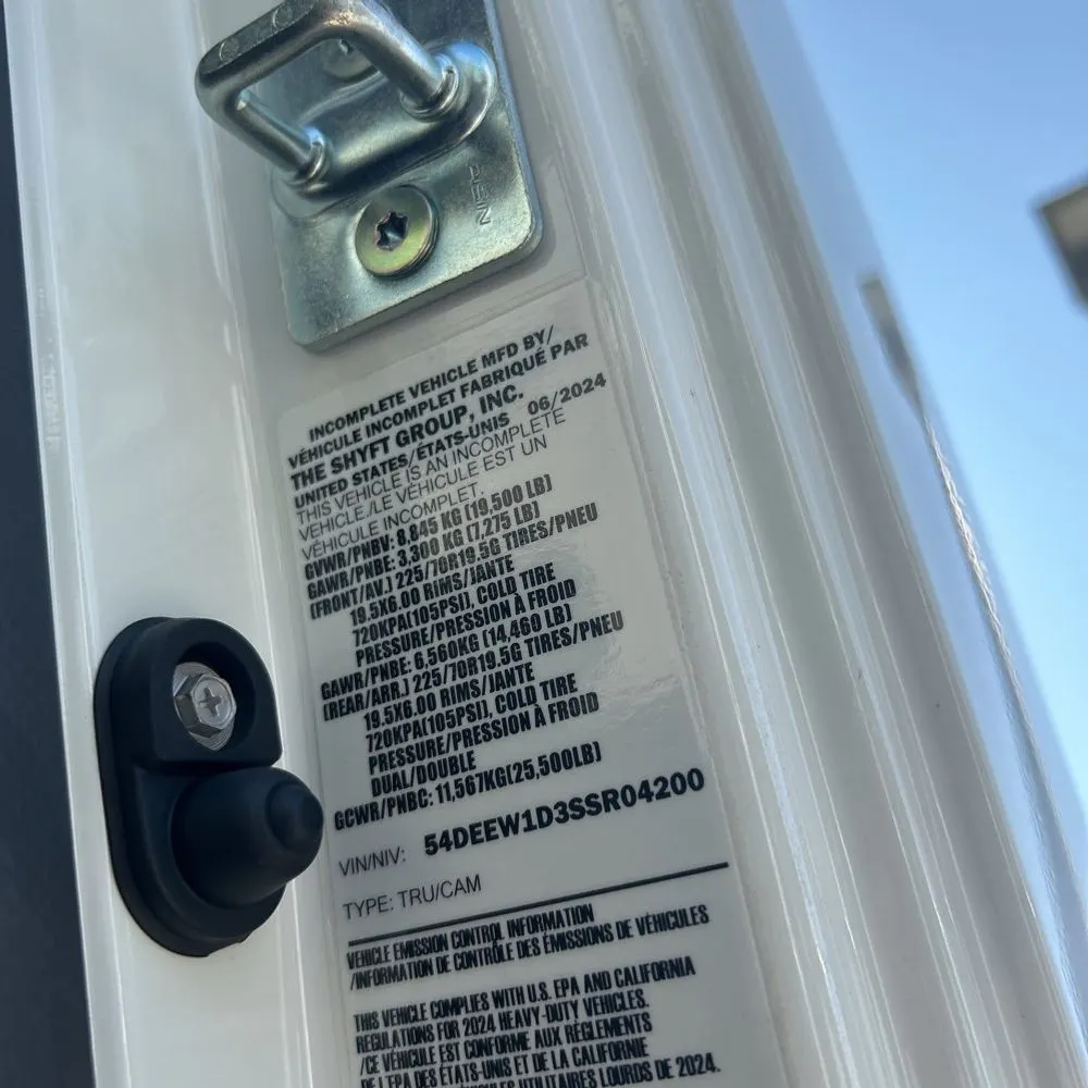 2025 Chevrolet 5500 XG Gas