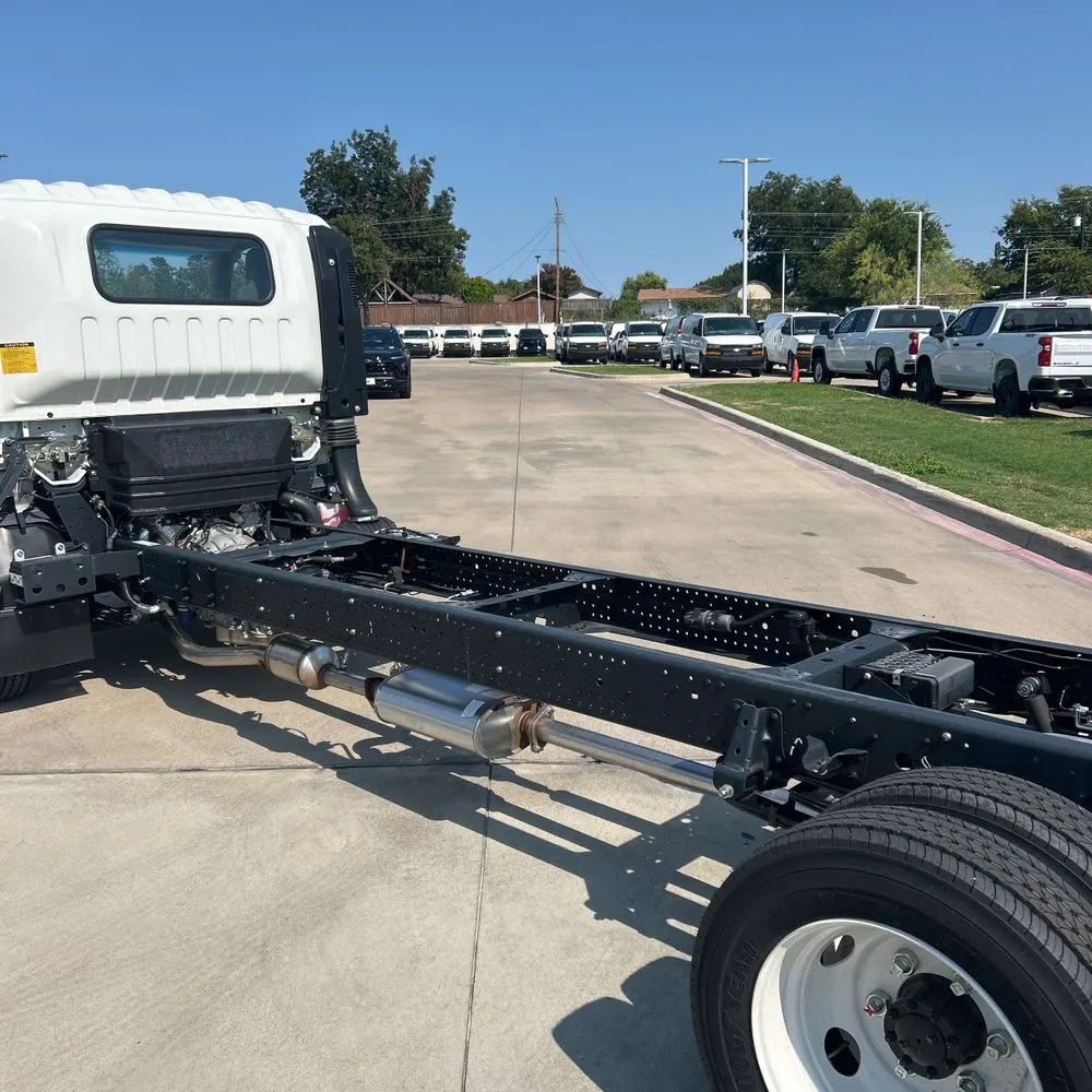 2025 Chevrolet 5500 XG Gas