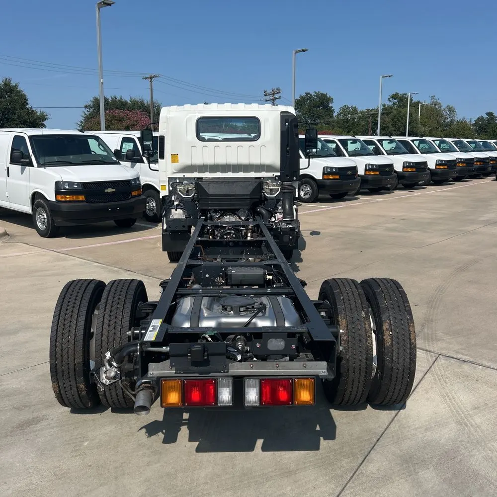 2025 Chevrolet 5500 XG Gas