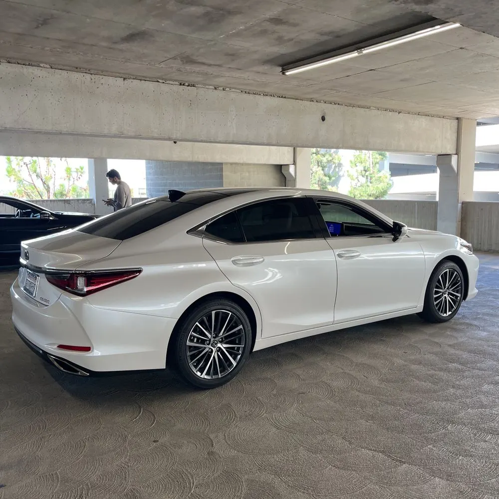 2025 Lexus ES 350 Base