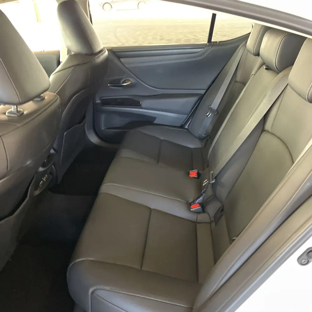 2025 Lexus ES 350 Base