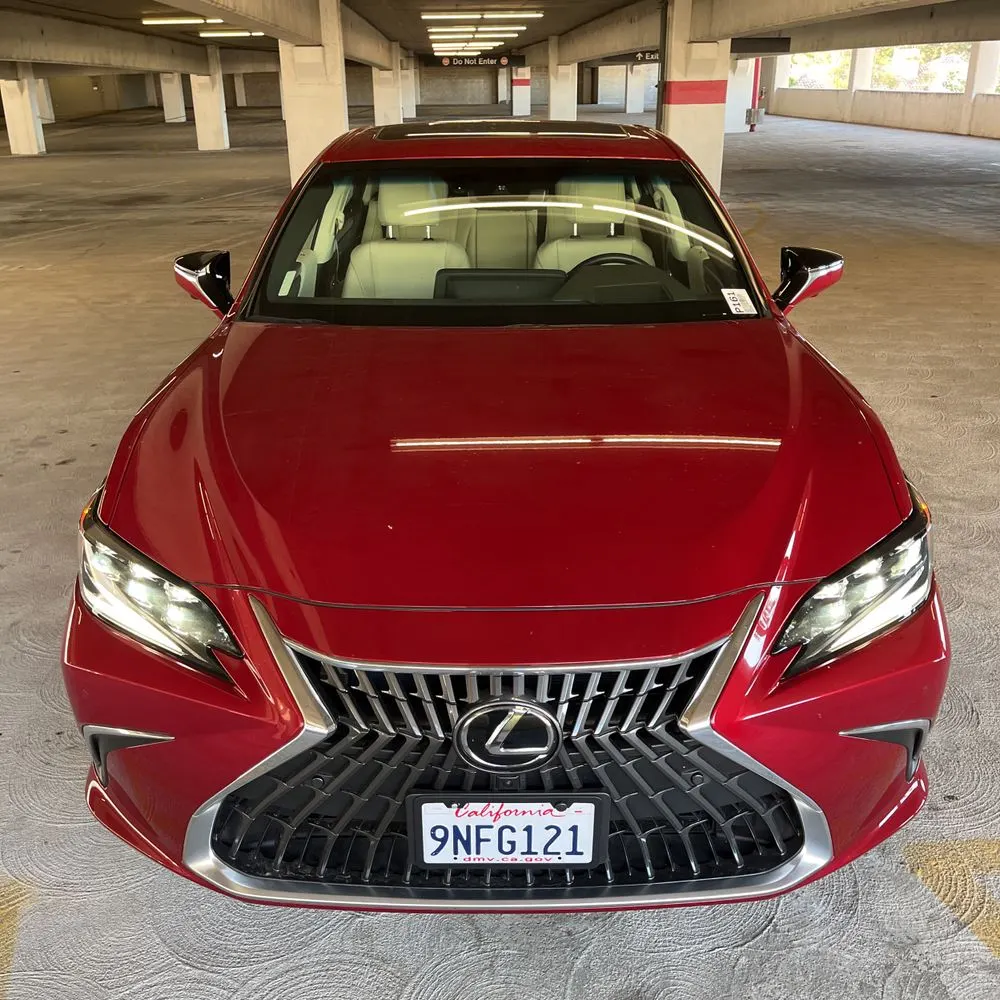 2024 Lexus ES 300h Luxury