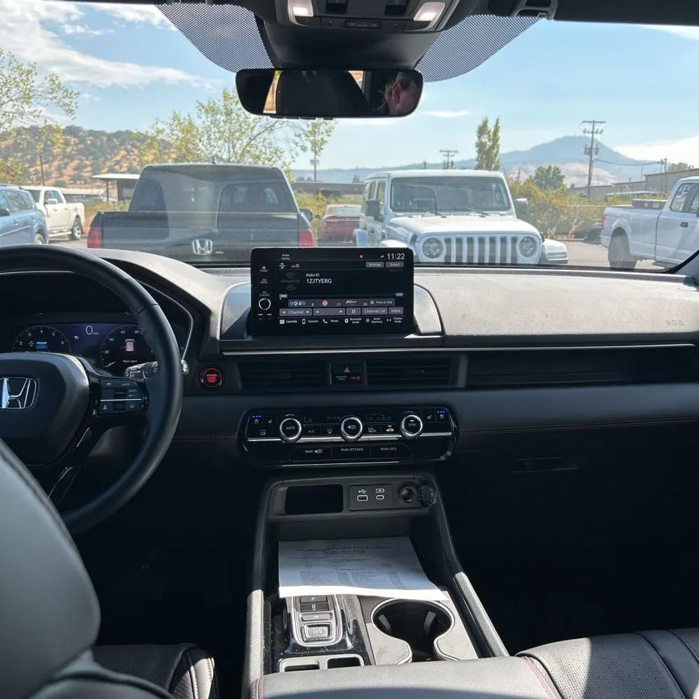 2025 Honda Pilot Black Edition