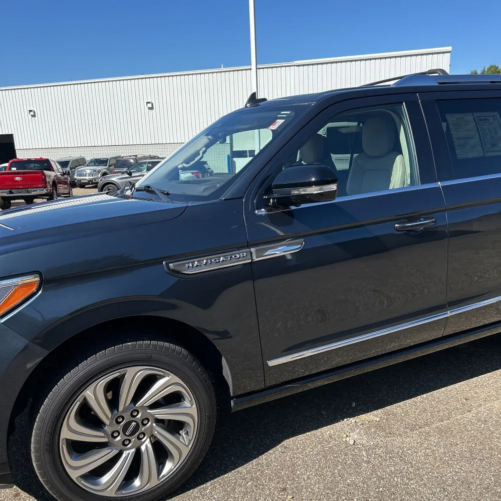 2024 Lincoln Navigator Reserve