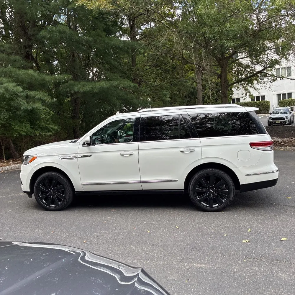 2022 Lincoln Navigator Reserve