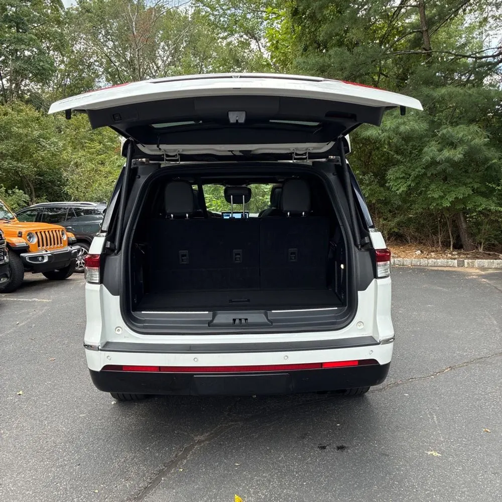 2022 Lincoln Navigator Reserve