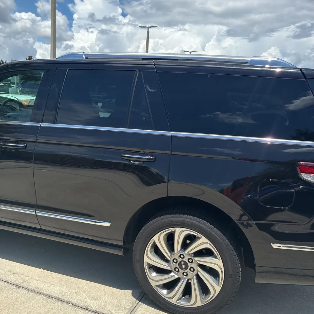 2024 Lincoln Navigator Premiere