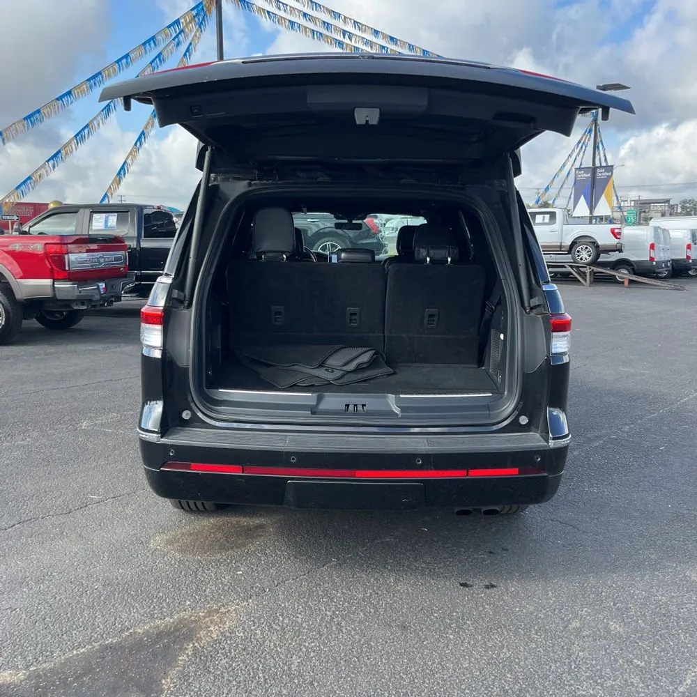 2024 Lincoln Navigator Premiere