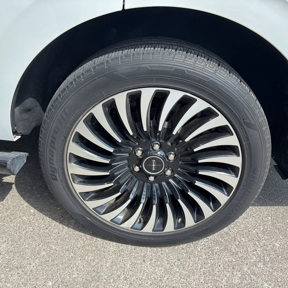 2020 Lincoln Navigator Black Label