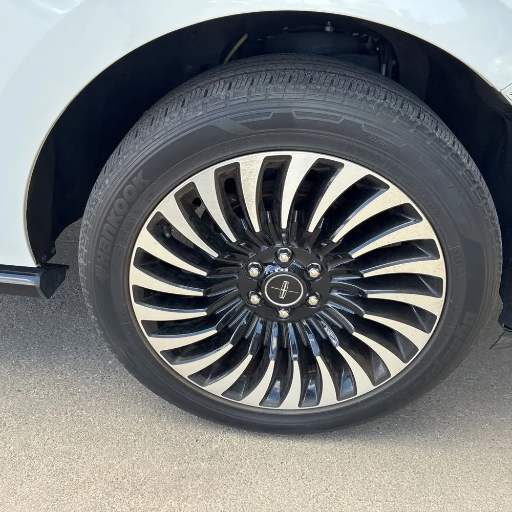 2020 Lincoln Navigator Black Label