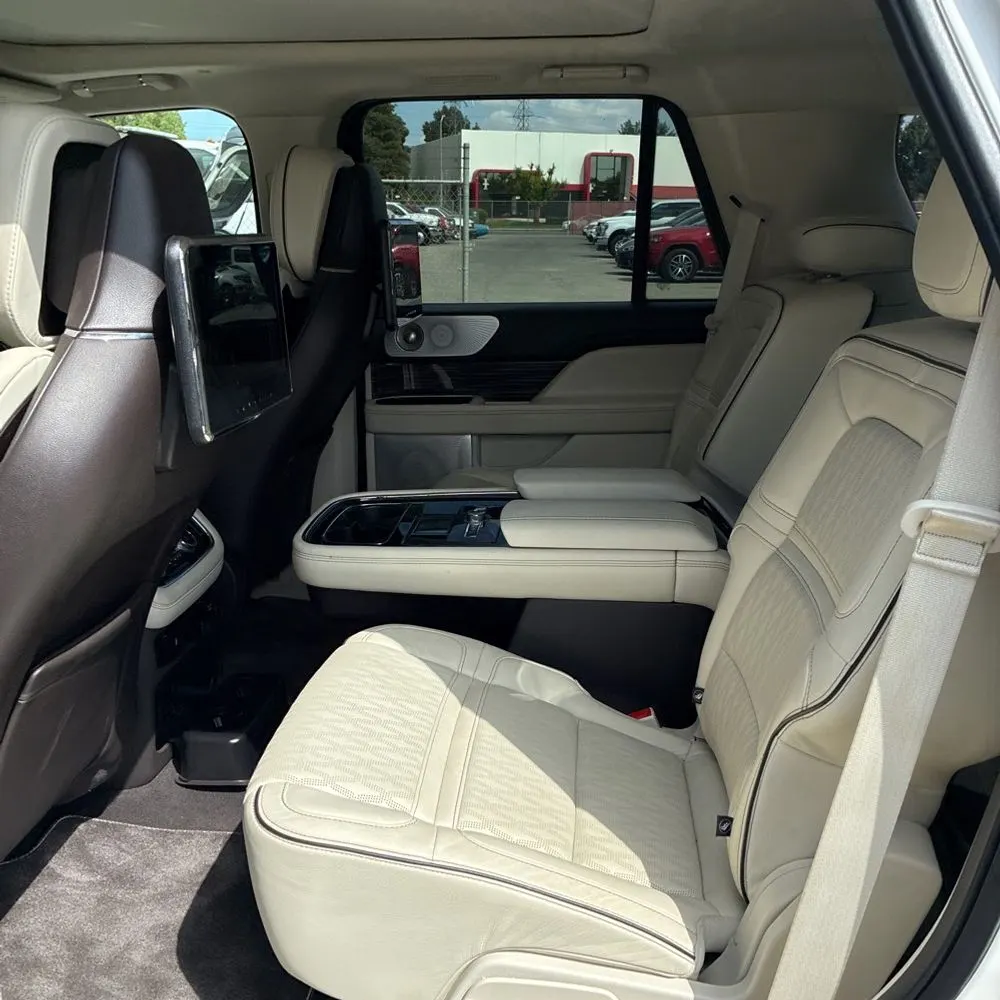 2020 Lincoln Navigator Black Label