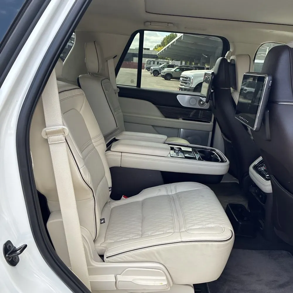 2020 Lincoln Navigator Black Label