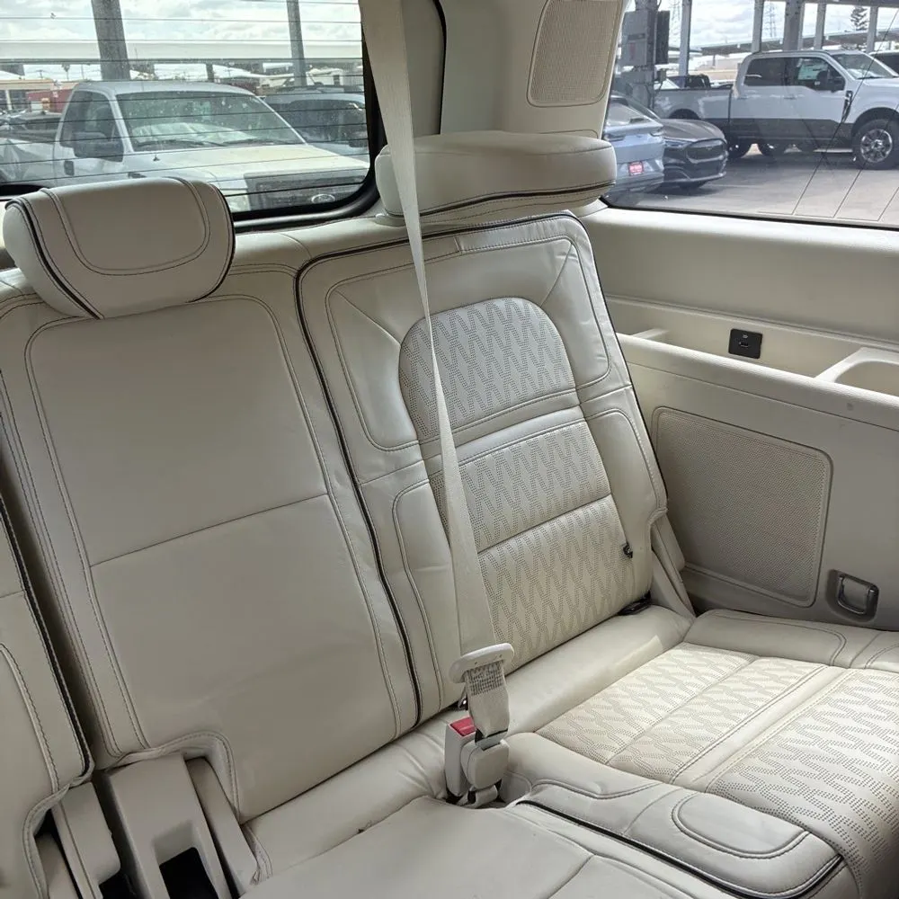 2020 Lincoln Navigator Black Label