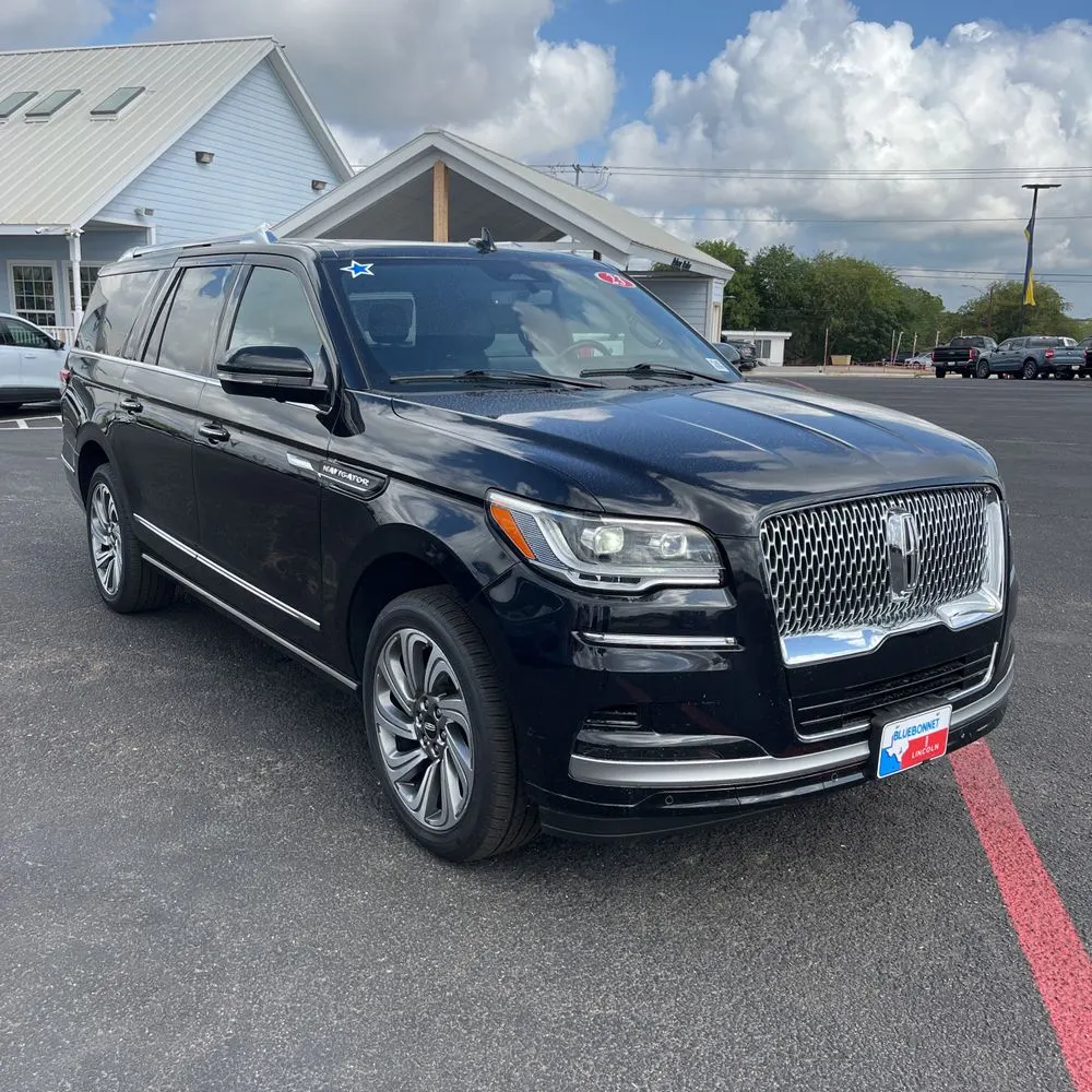 2023 Lincoln Navigator L Reserve