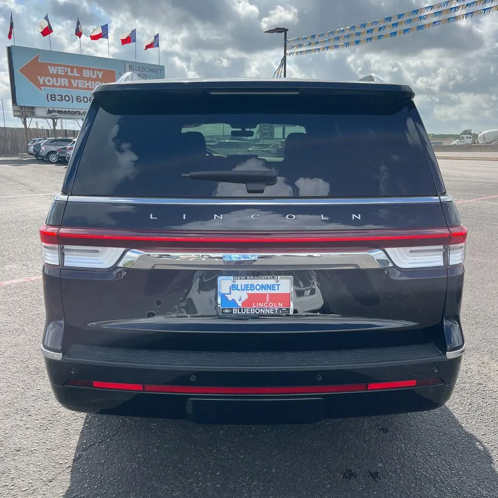 2023 Lincoln Navigator L Reserve