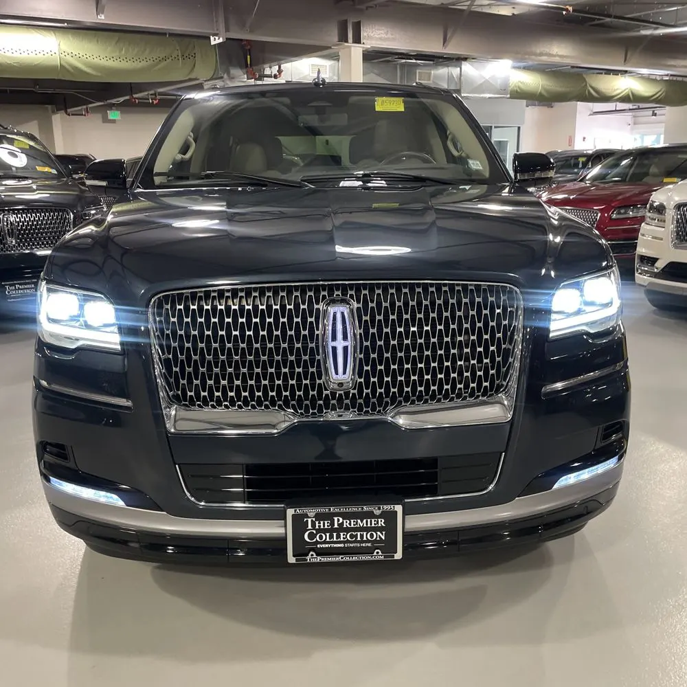 2022 Lincoln Navigator L Reserve