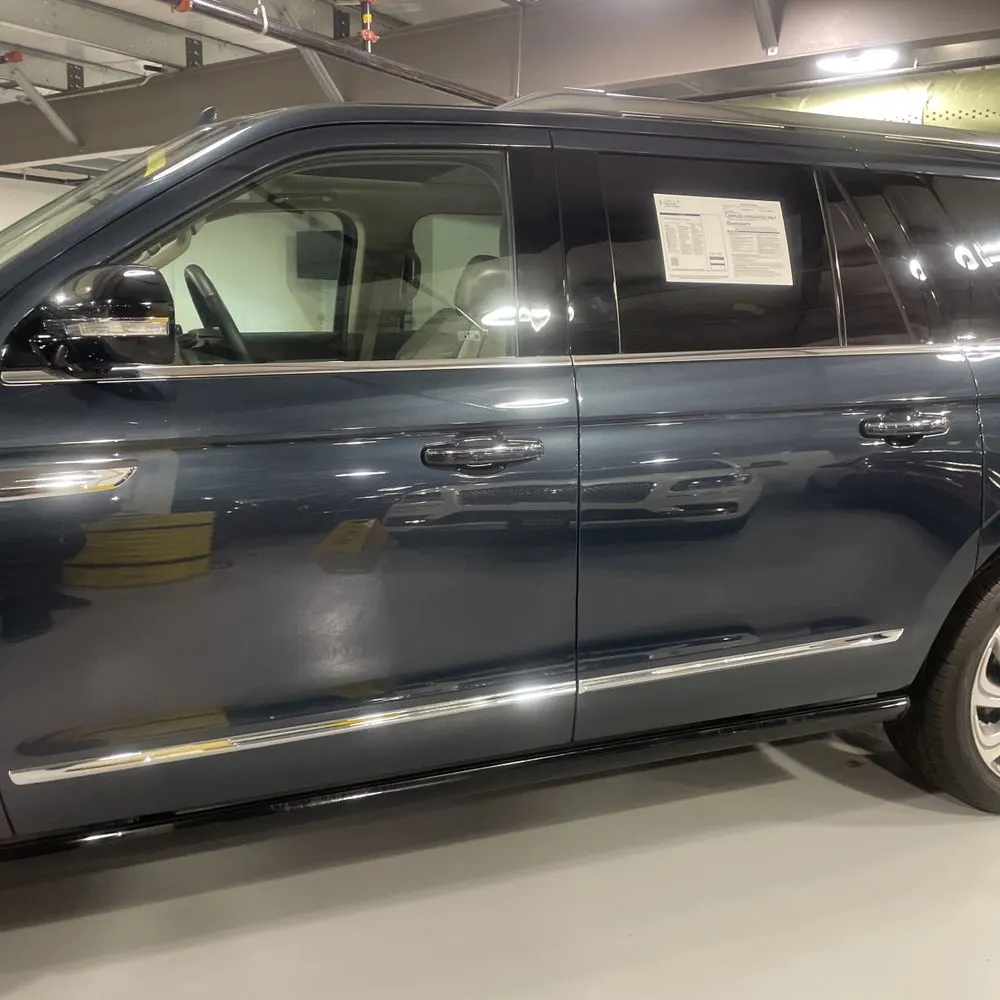 2022 Lincoln Navigator L Reserve