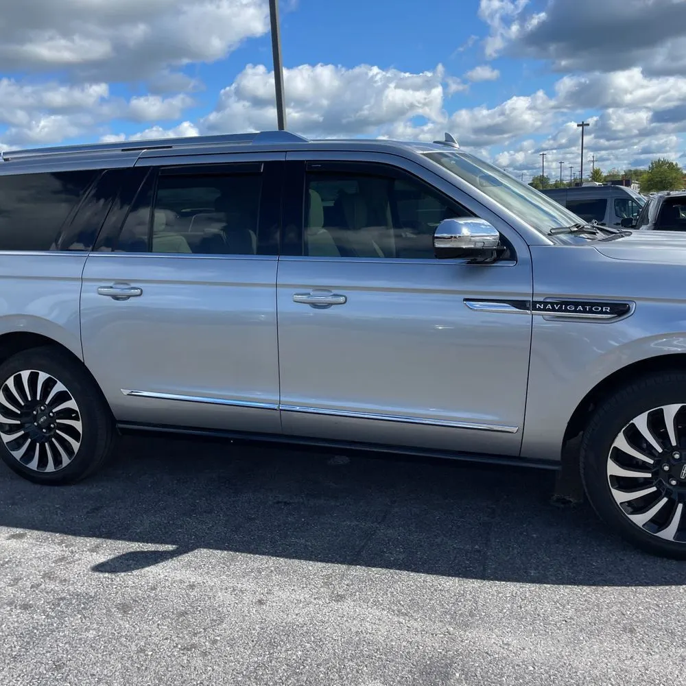 2023 Lincoln Navigator L Black Label