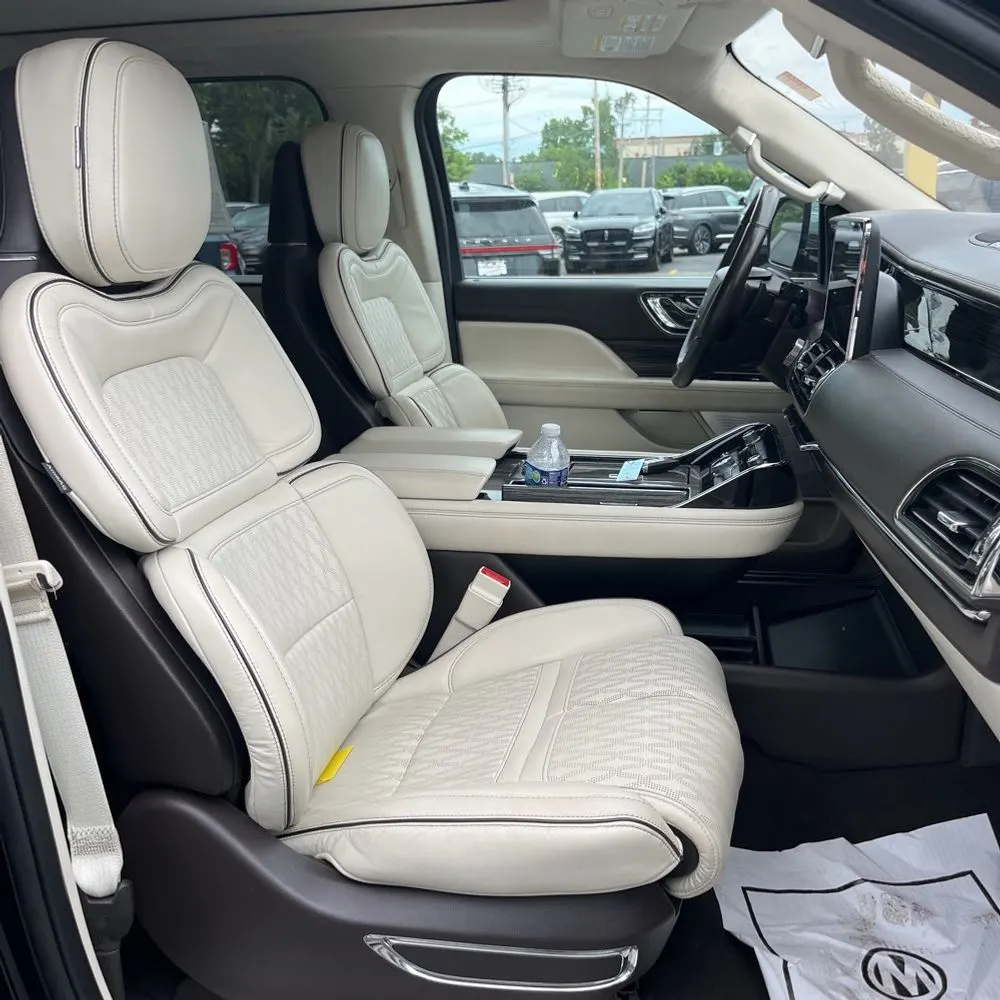 2020 Lincoln Navigator L Black Label