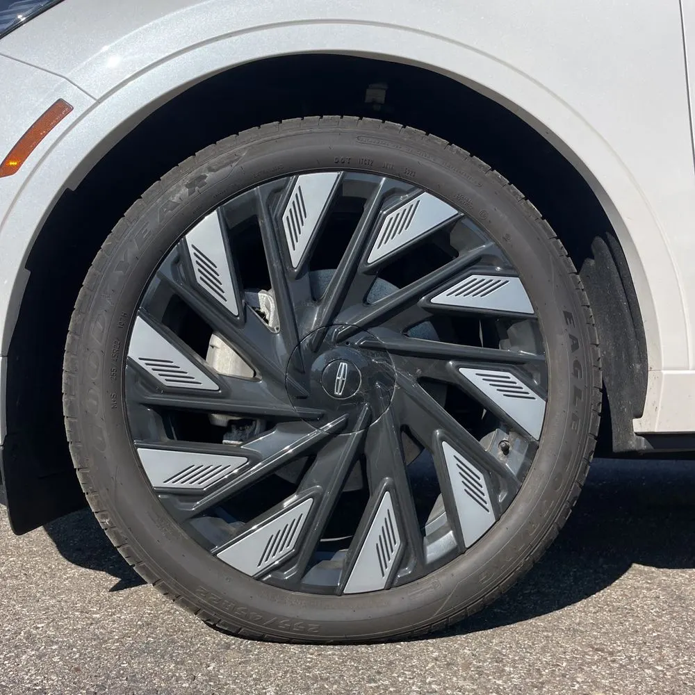 2024 Lincoln Nautilus Black Label
