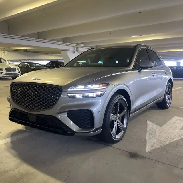 2025 Genesis GV70 3.5T Sport