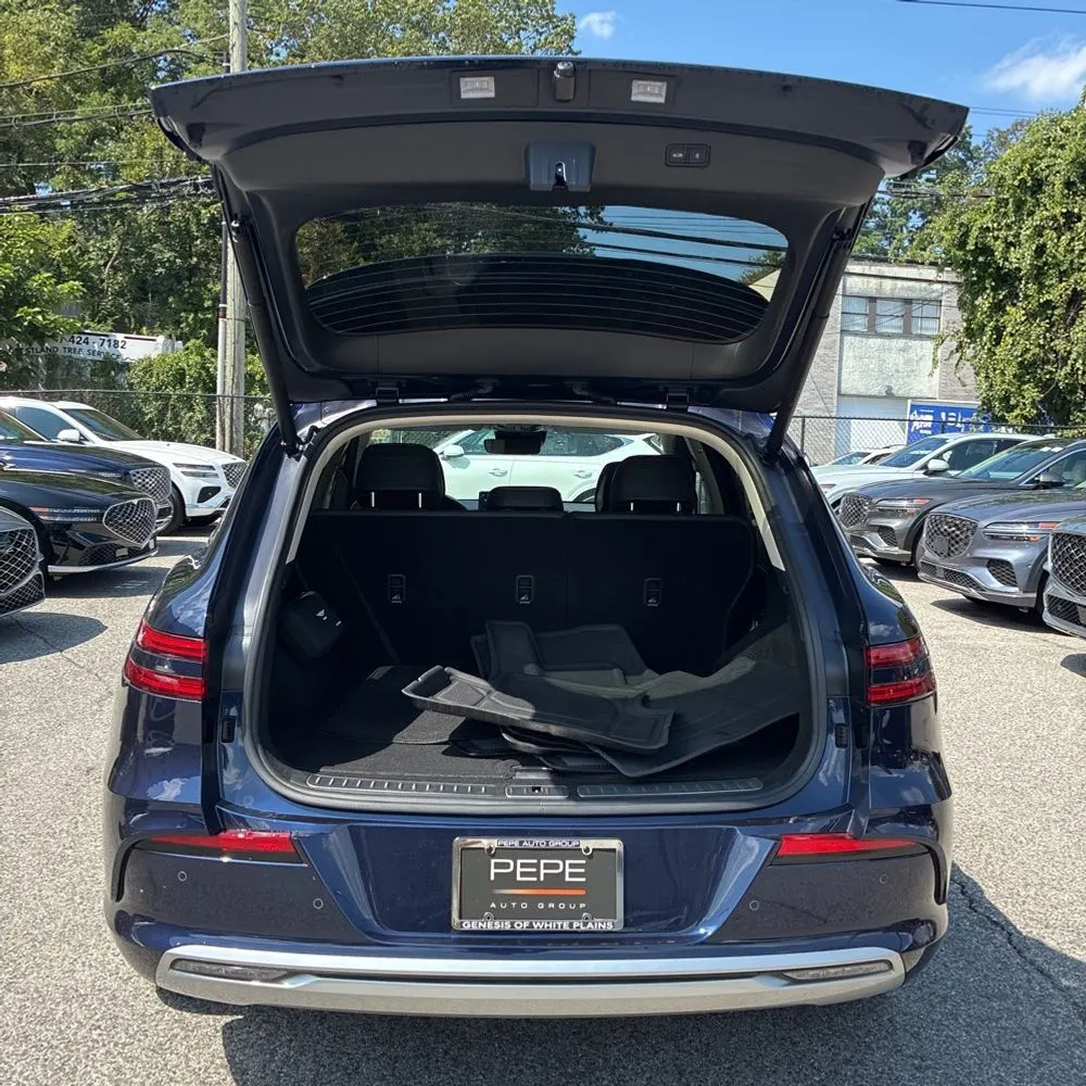 2025 Genesis Electrified GV70 Advanced