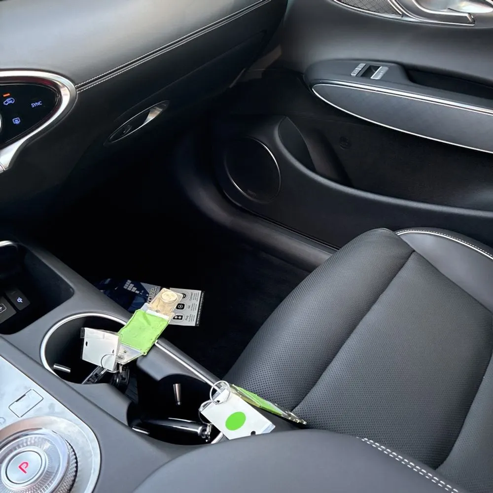 2025 Genesis Electrified GV70 Advanced