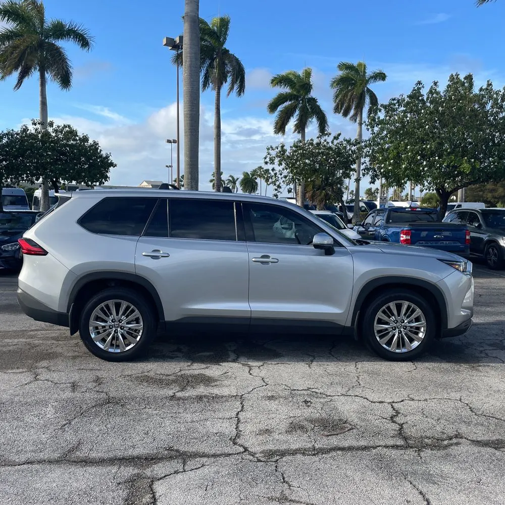 2024 Toyota Grand Highlander Platinum