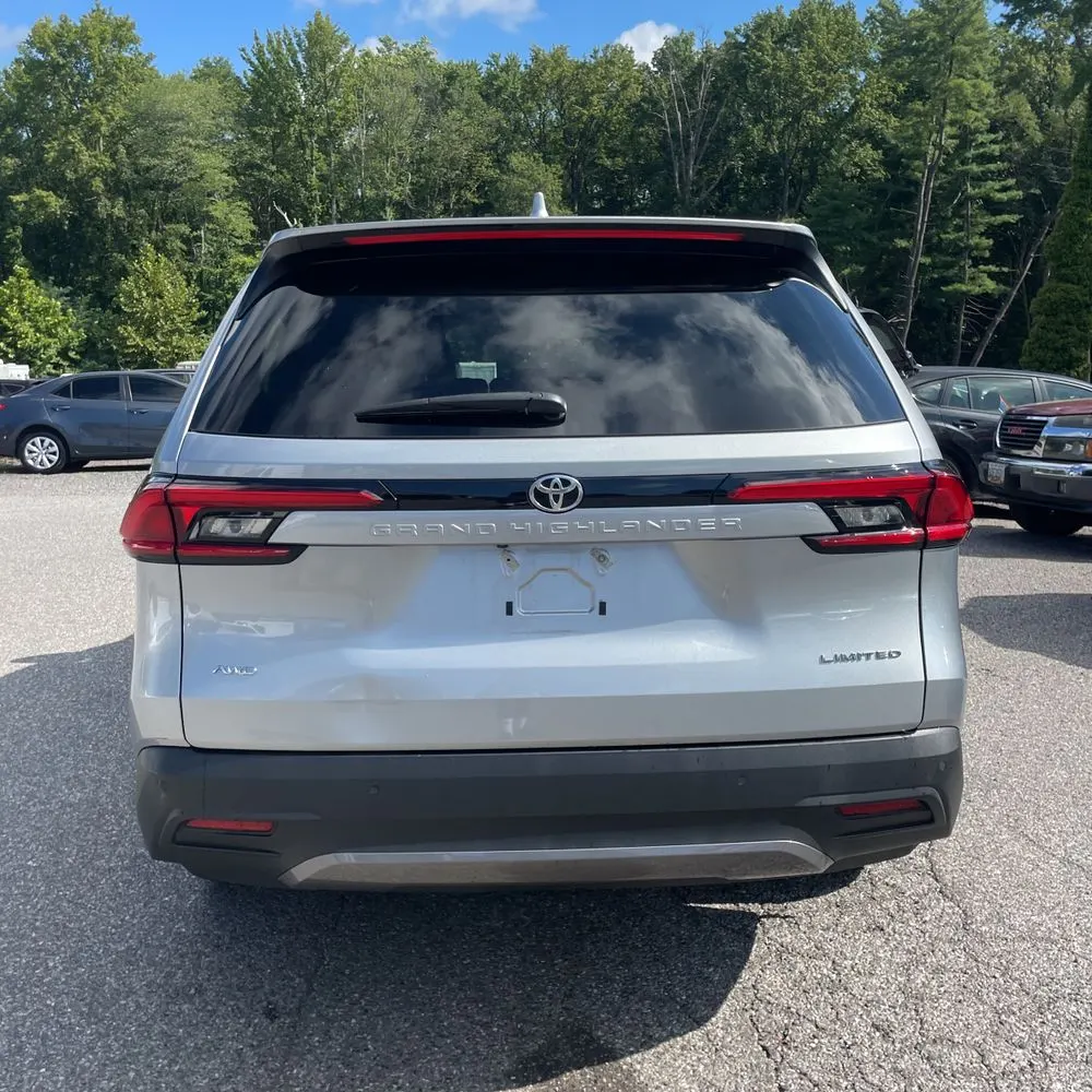 2024 Toyota Grand Highlander Limited